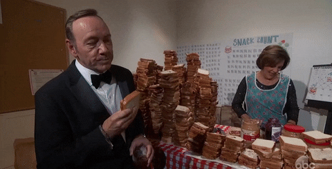 Emmys kevin spacey emmys 2016 emmy awards eating