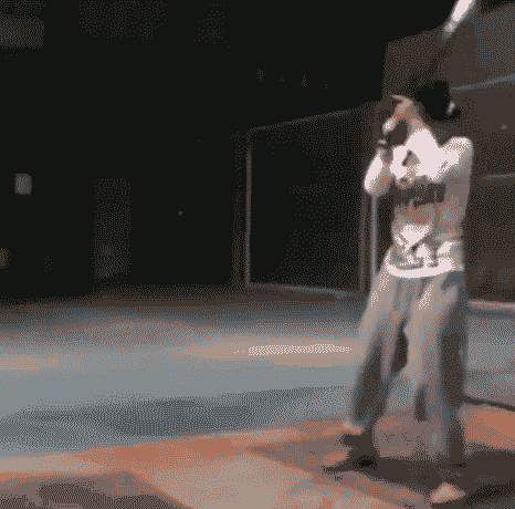 https://media.giphy.com/media/3o7TKOad3bYJYwN7zO/giphy.gif