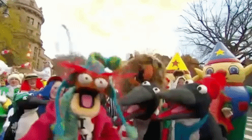The 90th Macy's Thanksgiving Day Parade miss piggy macysparade macys thanksgiving day parade macy's thanksgiving day parade