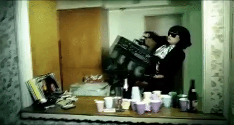 giphy.gif