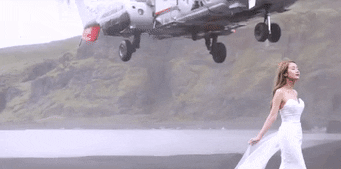 вертолет во время свадебной фотосессии, вертолёт свадебная фотосессия снёс невесту