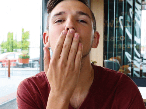Cheeseburger Love GIF by McDonald's CZ/SK