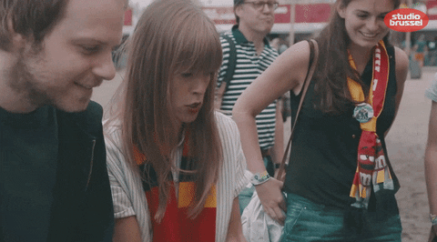 Eva De Roo Rw GIF by Studio Brussel