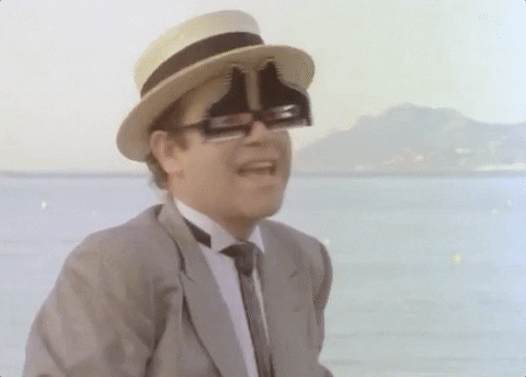 Elton John - A szemüveg mint divatos kiegészítő