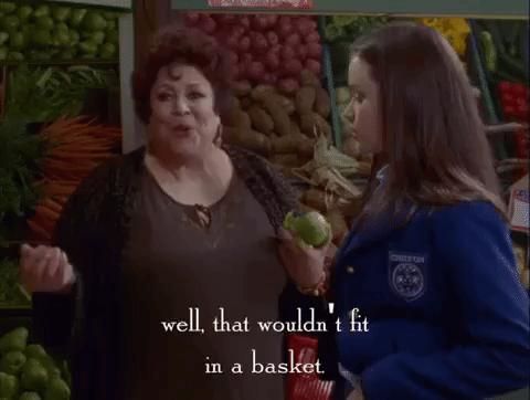 two women chatting in a grocery store Gilmore Girls