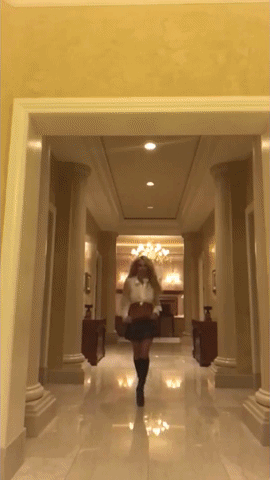 giphy.gif