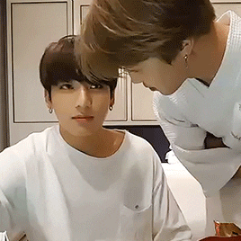 BTS và những couple khiến fangirl thổn thức ARMY Bangtan bromance BTS couple jikook KPOP namjin ship vmin yoonseok