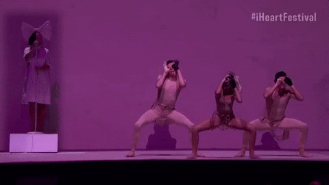 giphy.gif