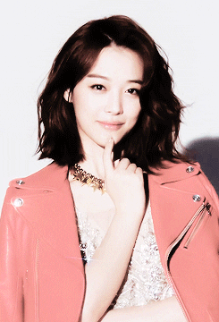 choi jinri gif find share on giphy choi jinri gif find share on giphy