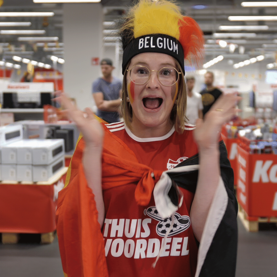 Football Media GIF by MediaMarkt BE