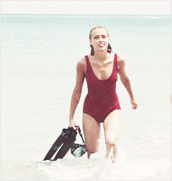 Amber Heard GIF - Find & Share on GIPHY
