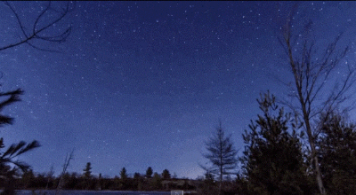Lyrid Meteor Shower 2020 - Shooting Stars in Spectacular Display - Must-See Giphy