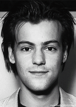 Next photo of Rupert Graves