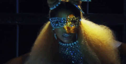 nicki minaj headpiece