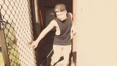 15 гифок, чей неожиданный конец гарантированно вас удивит гифки с неожиданным концом, гифки с неожиданным завершением, неожиданные гифки