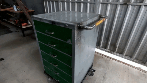 giphy.gif