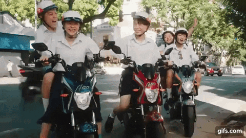MV Người Ơi Người Ở Đừng Về đậm chất học đường vui tươi. (Ảnh: Internet)