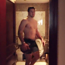 Tim Tebow Girlfriend GIF - Find & Share on GIPHY