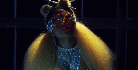 nicki minaj headpiece