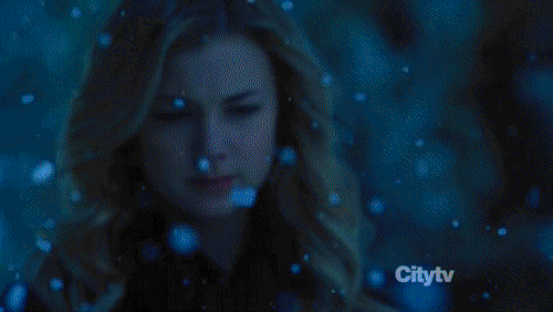 Emily Vancamp Girl Find And Share On Giphy 