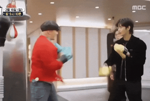 [theqoo] Фанаты в восторге от взаимодействия G-Dragon и Ким Су Хёна в превью нового шоу «Good Day»