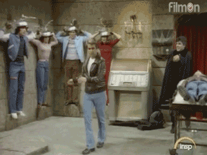 giphy.gif