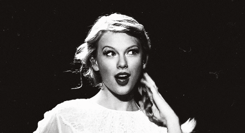 taylor swift black and white cute