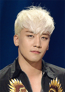 I Dont Think I Can Handle Him Like This Big Bang GIF - Find & Share on ...