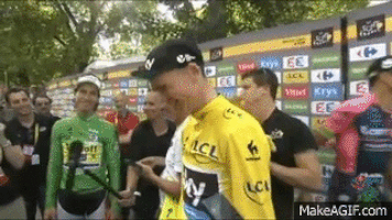 Tour De France GIFs - Find & Share on GIPHY