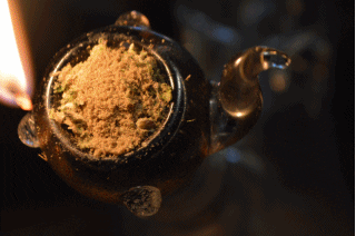 Using wick to burn