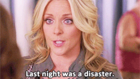 Jenna Maroney GIFs - Find & Share on GIPHY