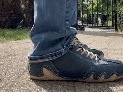 Grounded Footwear - A New Approach to Natural Footwear