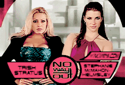 Stephanie VS Alexa Bliss #2 Giphy