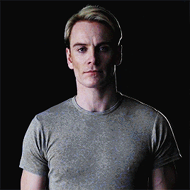 michael fassbender snk prometheus so hot fassbenderedit
Michael Fassbender