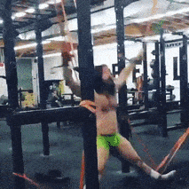 attractive-crossfit-athletes-16-things-crazy-crossfitters-do-post-wod-fever