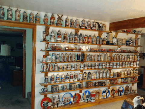 Steins on the walls – display room photo 1