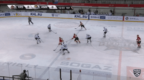 Первый китайский гол в КХЛ