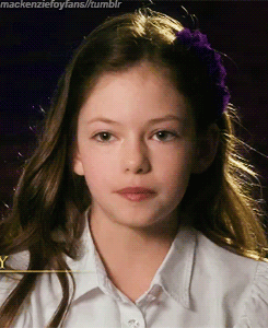 Mackenzie Foy GIF - Find & Share On GIPHY