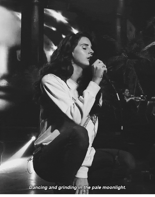 Lana Del Rey Concert GIF - Find & Share on GIPHY