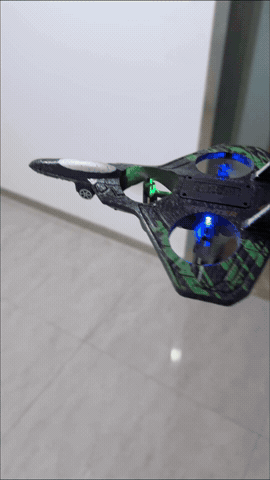 Avion drone en accion al aire libre