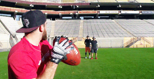 New York Giants Dude Perfect GIF Find & Share on GIPHY