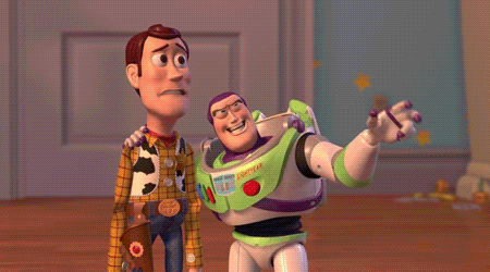 Buzz Lightyear y Woody asando maliciosos viscos 