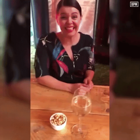 свидание у себя дома, муж устроил свидание дома, свидание на заднем дворе