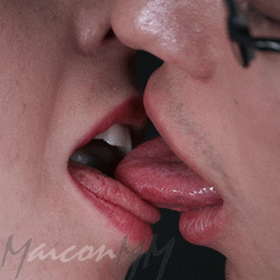 Tongue lick kiss — pic 7