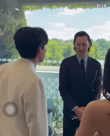 https://media.giphy.com/media/Fub9wtljyuHnlVsheH/giphy-downsized-large.gif