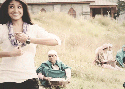 anushka sharma GIF