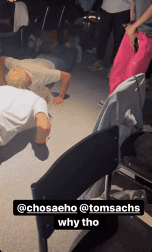 Diverses célébrités coréennes, dont G-dragon et J-hope, ont assisté au même dîner 6 Diverses célébrités coréennes, dont G-dragon et J-hope, ont assisté au même dîner