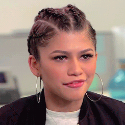 Zendaya GIFs - Find & Share on GIPHY