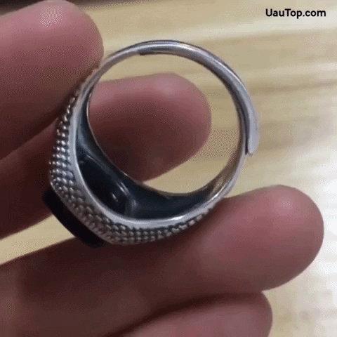 Anel Masculino Com Pedra Negra Ônix De Prata Esterlina 925 Ajustável - UauTop
