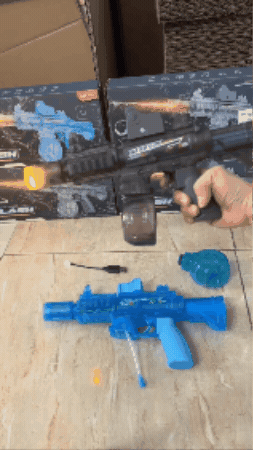 Water Gun M4 celeste con efectos de luz